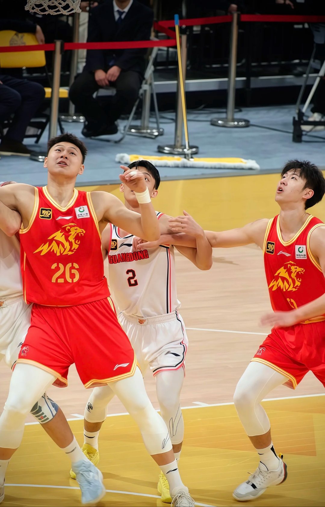 关于中国篮球职业赛场上的精彩瞬间让人回味无穷的信息 关于中国篮球职业赛场上的精彩瞬间让人回味无穷的信息