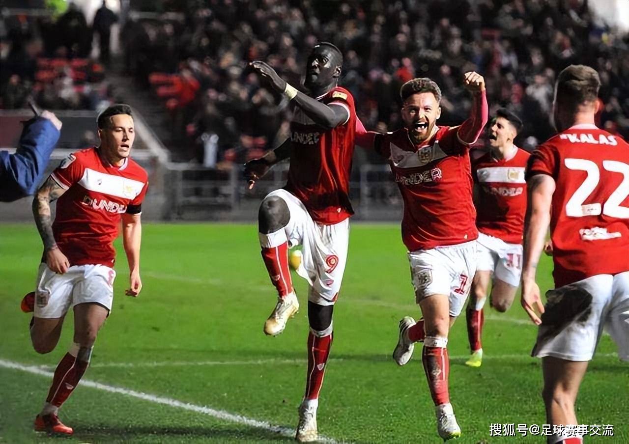 一场实力悬殊的足球比赛 一场实力悬殊的足球比赛